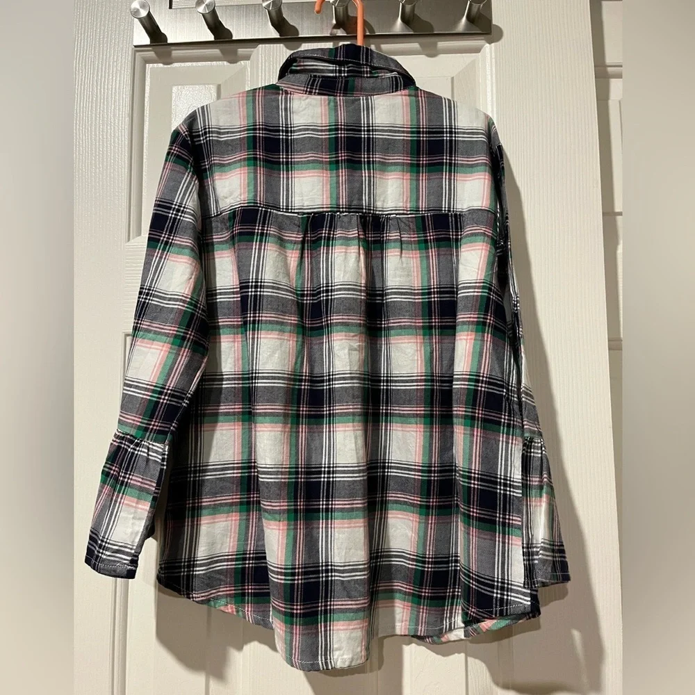 Gap girls button down plaid flannel with flutter sleeves